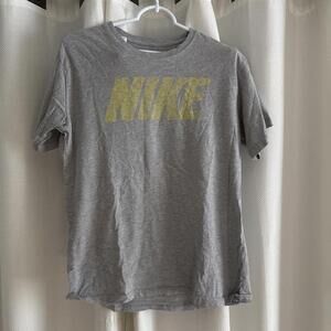 Nike Gray/Yellow Logo T-Shirt Women's XL Male or Female Tee